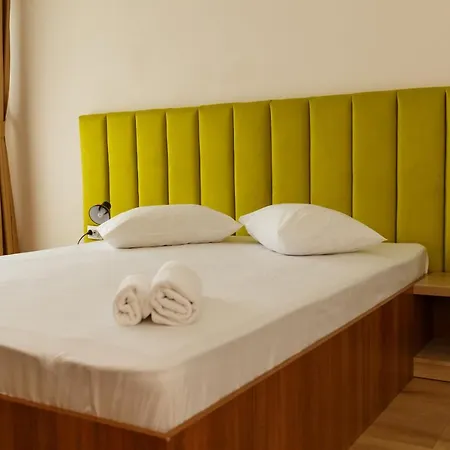 Otel Grand Astoria